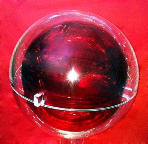 ลูกโลกสำหรับโชว์สินค้าในห้างสรรพสินค้า